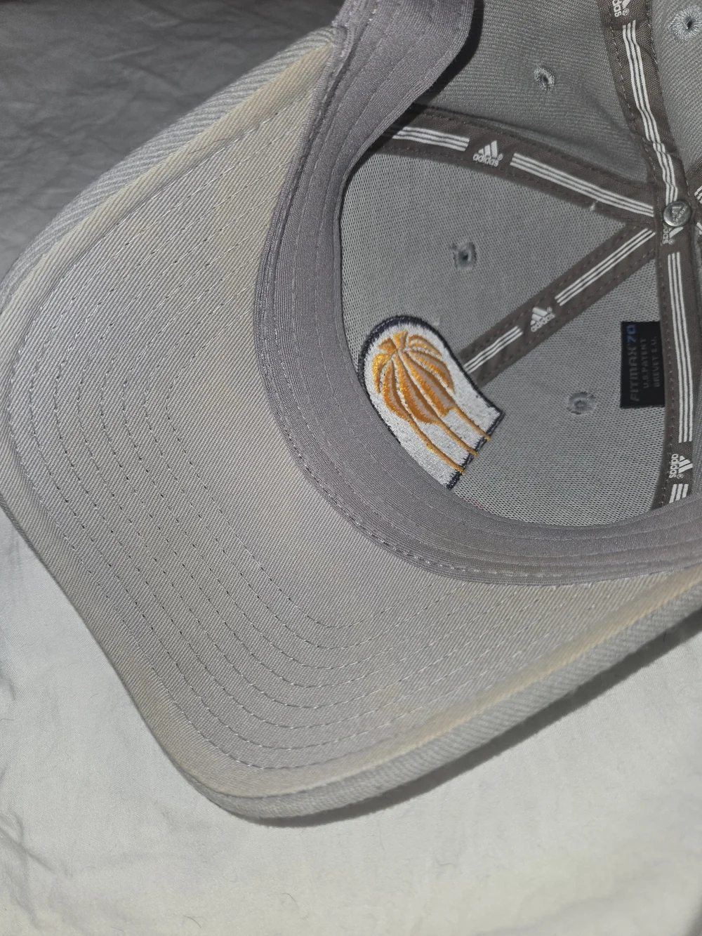 Adidas Indiana Pacers NBA Gray Fitted Flex Hat L/XL Basketball Cap